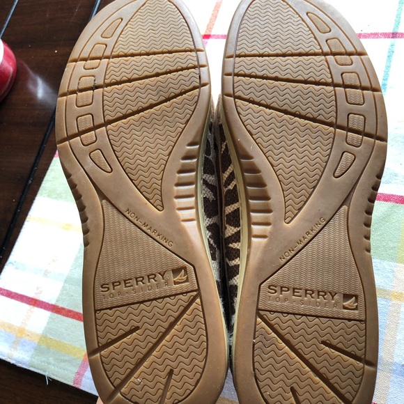 Women’s Sperry PENNYFISH Linen Leopard Shoe - Picture 3 of 4